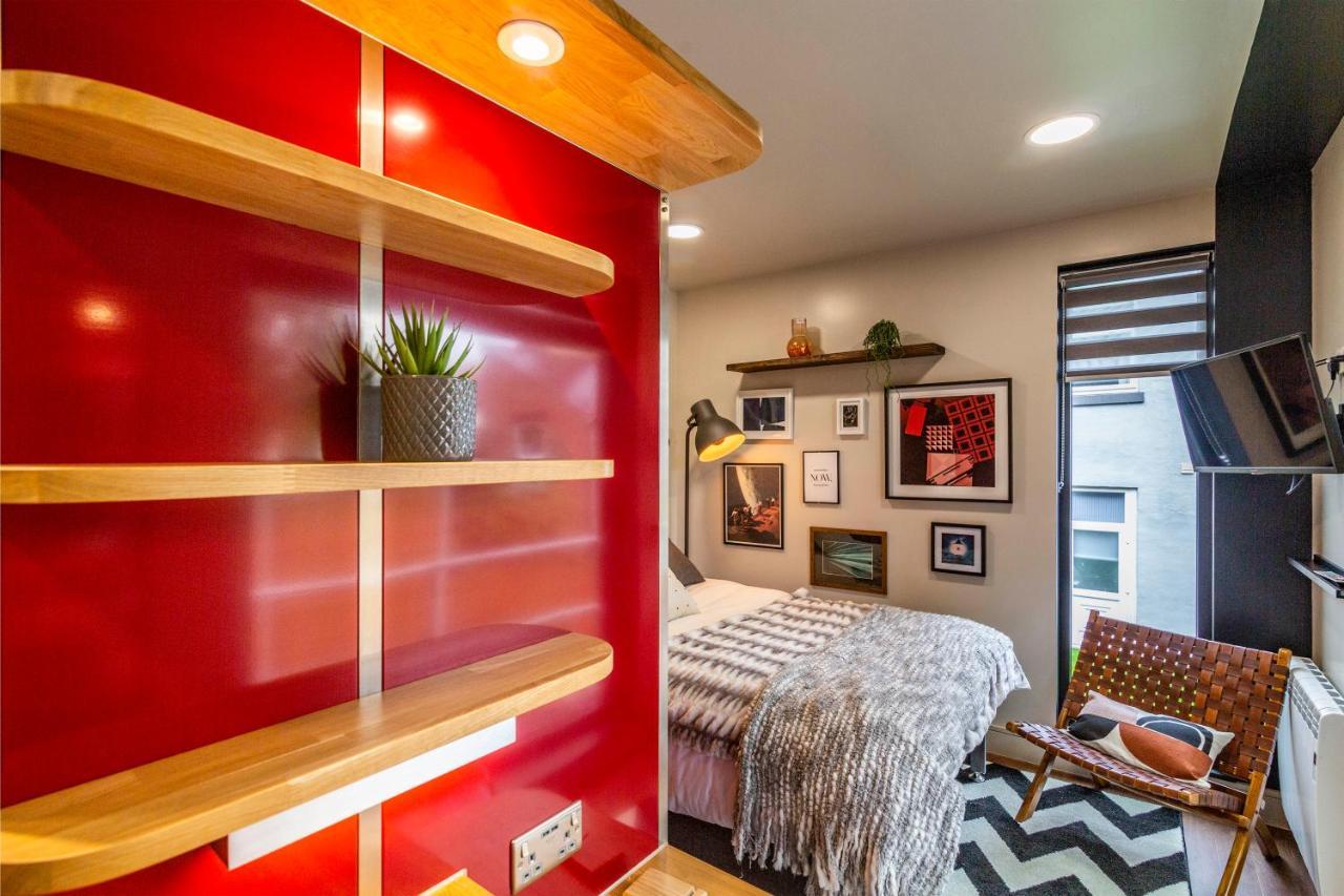 Romantic Getaway Studio Pods Close To City Centre With Free Wifi Derby Bagian luar foto