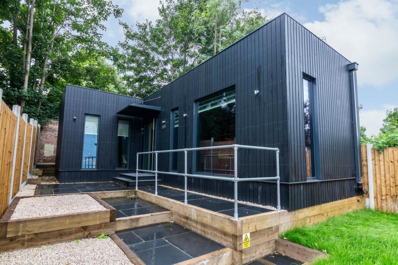 Romantic Getaway Studio Pods Close To City Centre With Free Wifi Derby Bagian luar foto