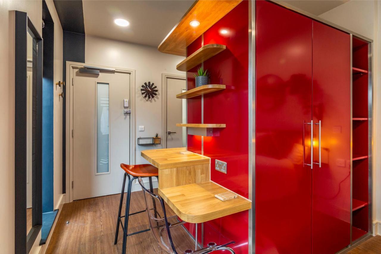 Romantic Getaway Studio Pods Close To City Centre With Free Wifi Derby Bagian luar foto
