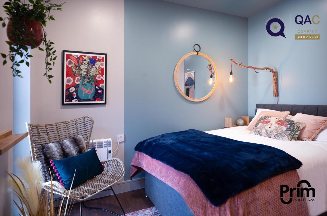 Romantic Getaway Studio Pods Close To City Centre With Free Wifi Derby Bagian luar foto